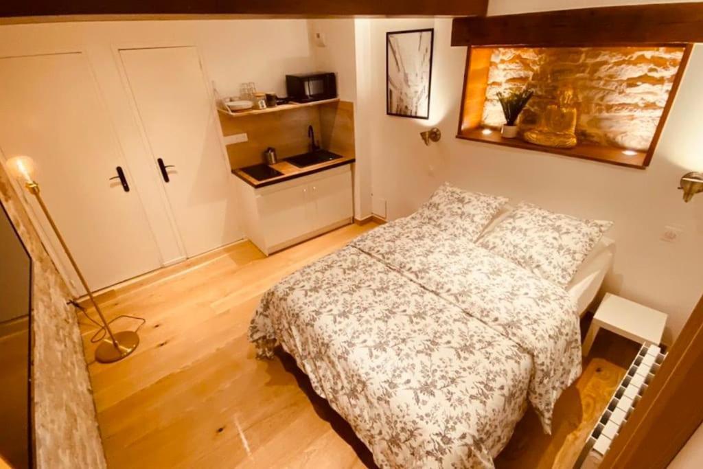 Studio Renove Avec Patio, Coeur Du Centre Ville Besançon Exterior foto